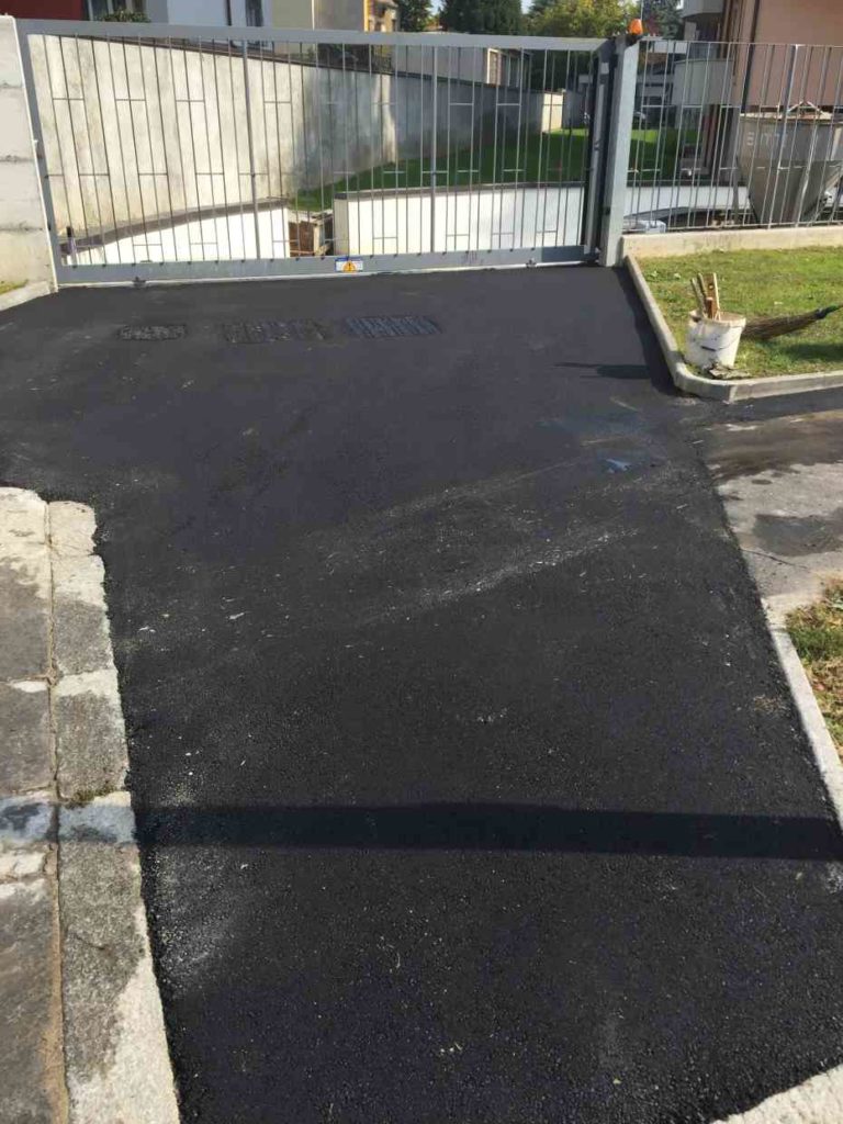asfalto scivolo domestico