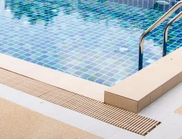 Pavimenti per piscine